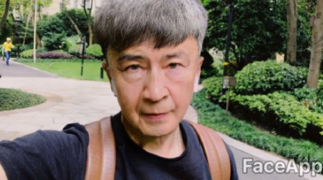 faceapp怎么用不了 faceapp一直提示要更新怎么回事