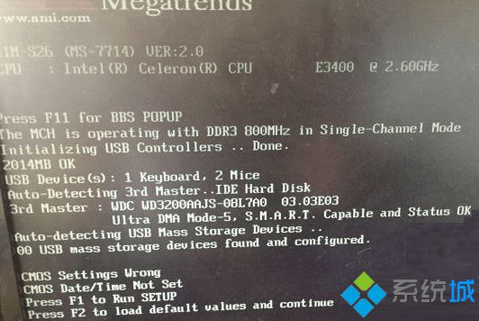 win7开机提示Auto-detecting USB Mass Storage Devices怎么办